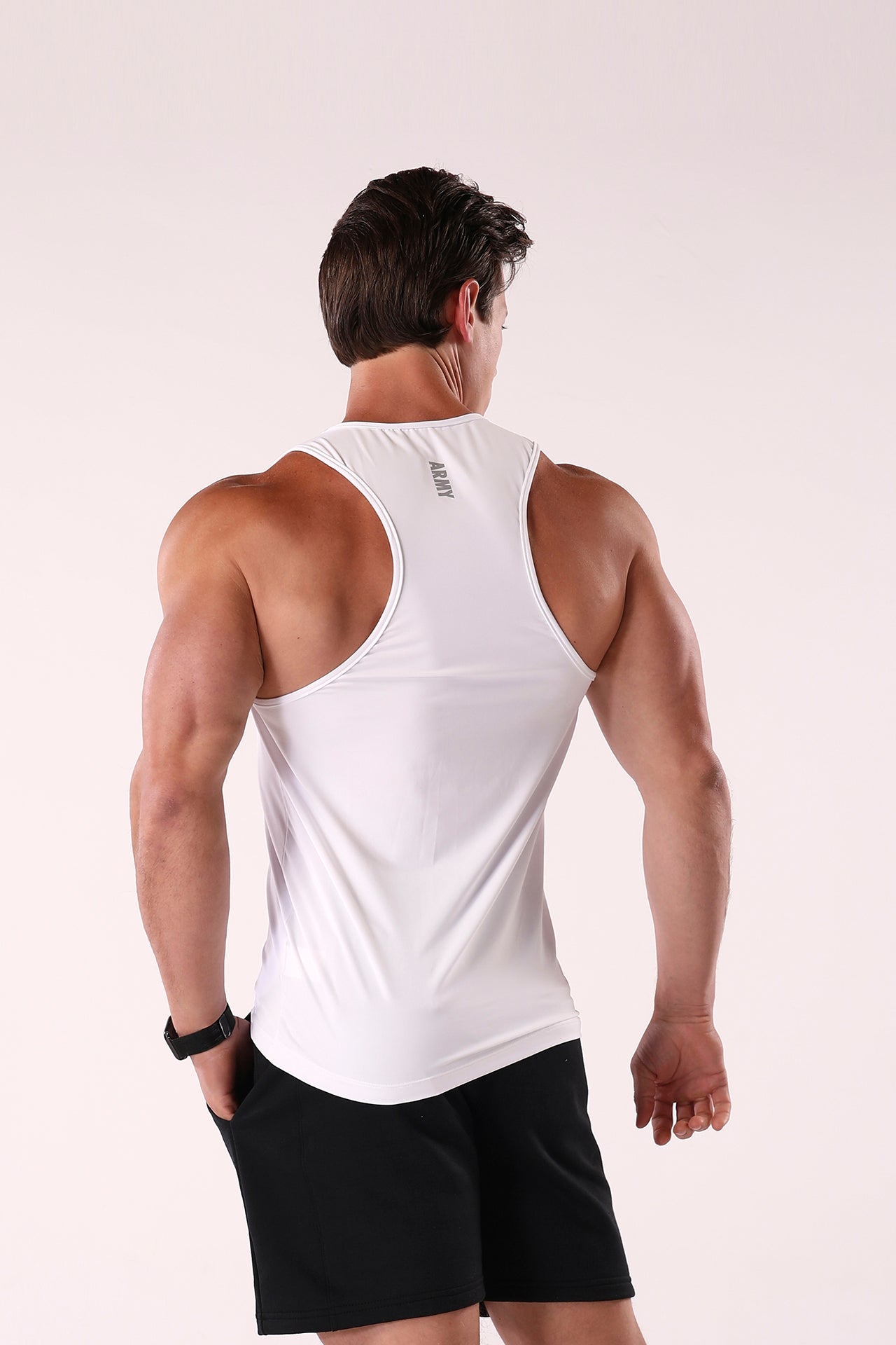 Essential Stringer Tank White